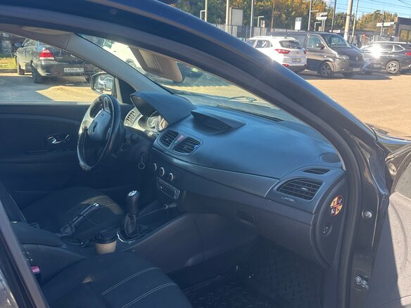2015 Renault Fluence I Рестайлинг, чёрный, 275000 рублей - вид 8