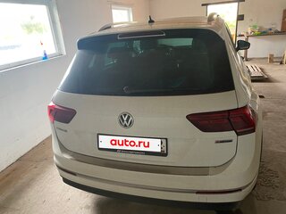 2018 Volkswagen Tiguan II, белый, 2700000 рублей, вид 4