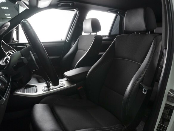 2017 BMW X3 20i xDrive II (F25) Рестайлинг, белый, 2750000 рублей - вид 13