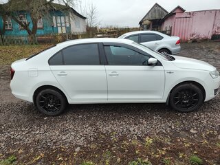 2019 Skoda Rapid I Рестайлинг, белый, 910000 рублей, вид 3
