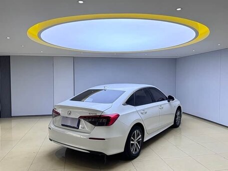 2023 Honda Civic XI, белый, 1790000 рублей, вид 3