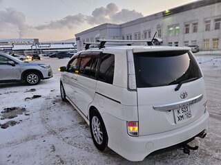 2013 Toyota ISis I Рестайлинг, белый, 1250000 рублей, вид 5