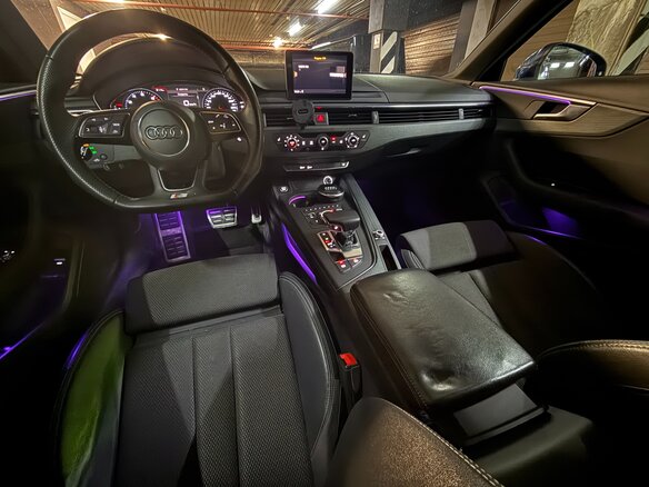 2017 Audi A4 V (B9), синий, 1950000 рублей - вид 7