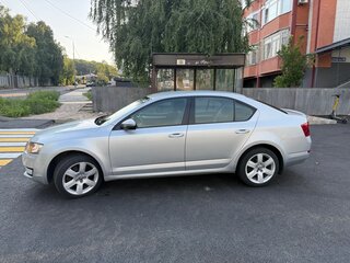 2016 Skoda Octavia III (A7), серебристый, 1200000 рублей, вид 3