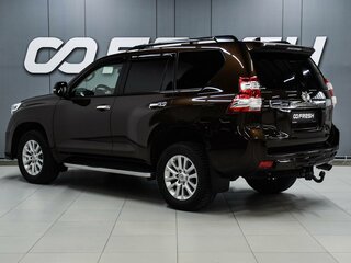 2017 Toyota Land Cruiser Prado 150 Series Рестайлинг 1, коричневый, 4999000 рублей, вид 2