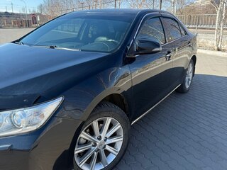 2013 Toyota Camry VII (XV50), чёрный, 1700000 рублей, вид 4
