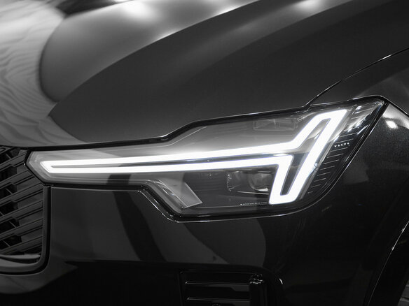 2026 Volvo XC90 B6 II Рестайлинг 2, чёрный - вид 7