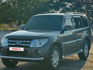 2013 Mitsubishi Pajero IV Рестайлинг 1, серый, 2500000 рублей, вид 2