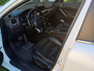 2015 Mazda 6 III (GJ) Рестайлинг, белый, 1900000 рублей, вид 4