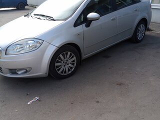 2011 Fiat Linea, серебристый, 390000 рублей, вид 3