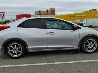 2012 Honda Civic IX, серебристый, 1000000 рублей, вид 3