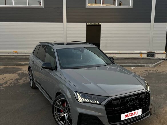 2023 Audi Q7 50 TDI II (4M) Рестайлинг, серый, 9500000 рублей - вид 1