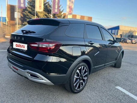 2024 Lada (ВАЗ) Vesta SW Cross I Рестайлинг (NG), чёрный, 1500000 рублей, вид 3