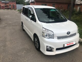 2012 Toyota Voxy II (R70) Рестайлинг, белый, 1600000 рублей, вид 2
