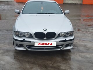 2000 BMW 5 серии 528i IV (E39), серебристый, 750000 рублей, вид 1