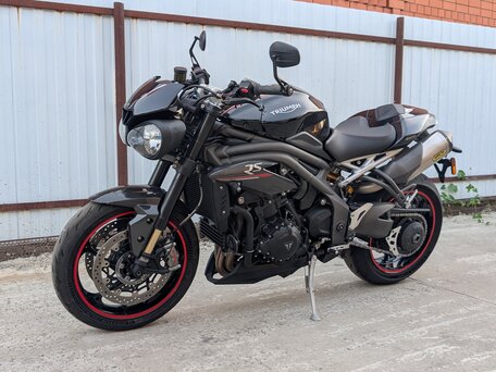 2019 Triumph Speed Triple, чёрный, 985000 рублей, вид 4