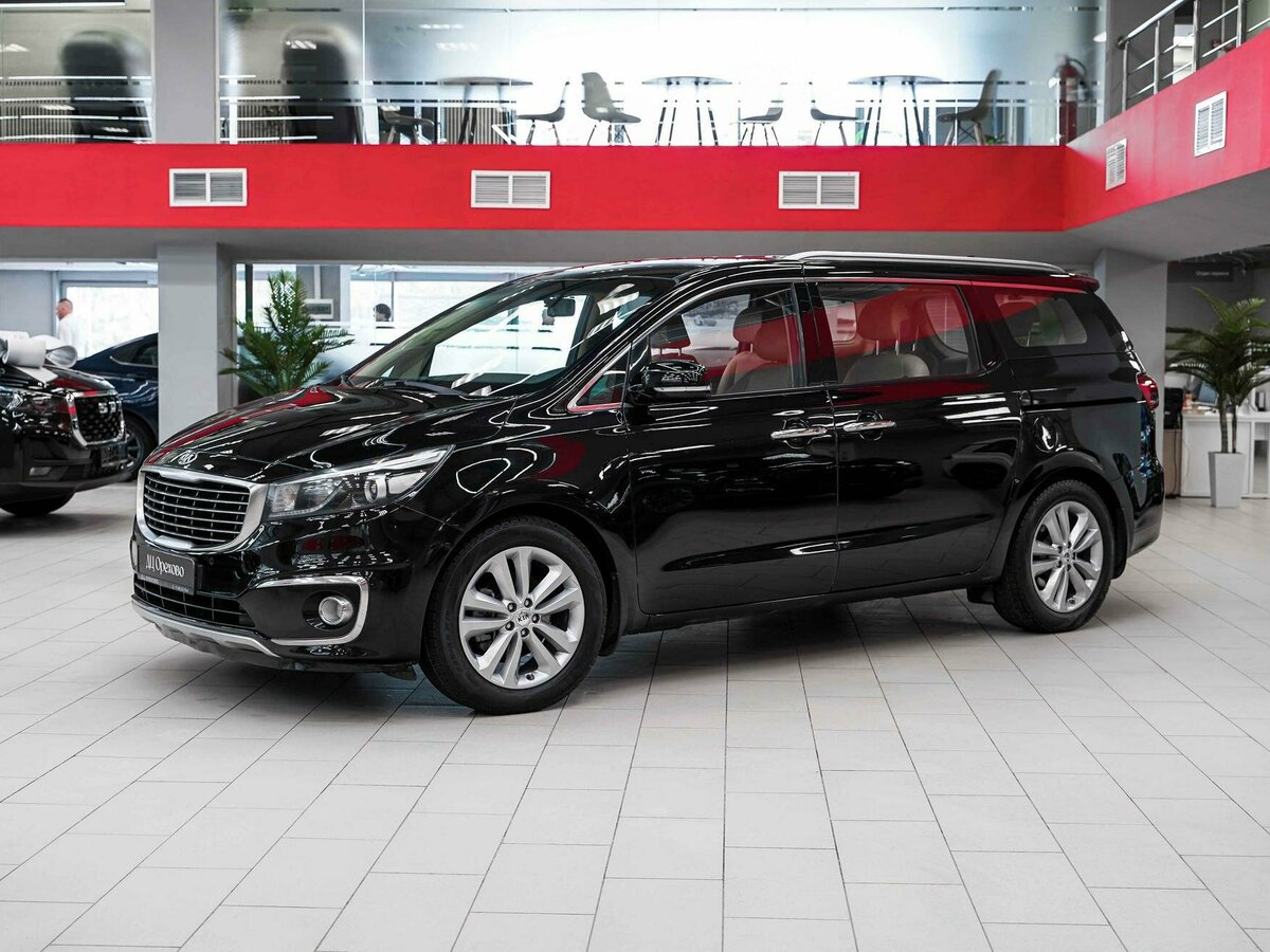 Открыть фотографии: Kia Carnival III