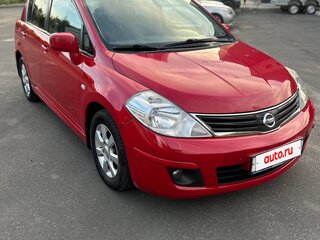 2010 Nissan Tiida I, красный, 650000 рублей, вид 5