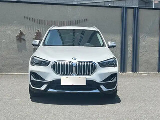2022 BMW X1 Long 20Li sDrive II (F48) Рестайлинг, белый, 1524700 рублей, вид 2