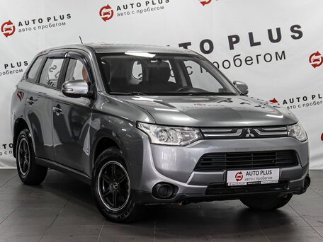 Mitsubishi Outlander III