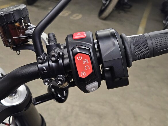 2020 Triumph Scrambler, зелёный, 1153134 рублей - вид 8