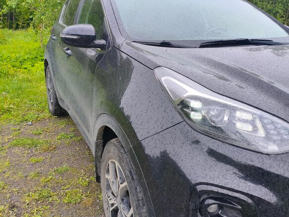 2021 Kia Sportage IV Рестайлинг, чёрный, 3450000 рублей - вид 3