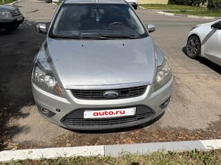 2008 Ford Focus II Рестайлинг, серебристый, 450000 рублей, вид 1