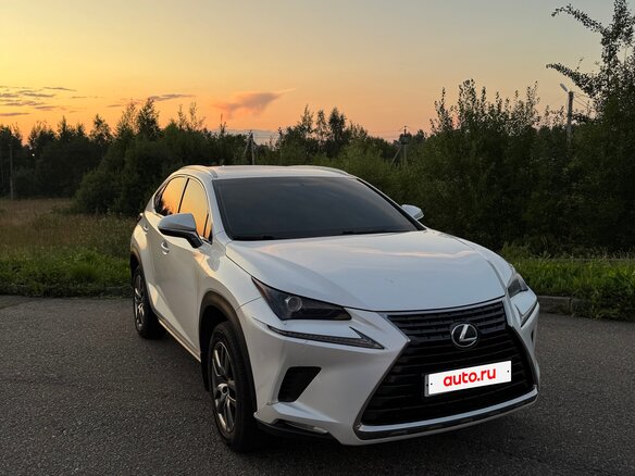2018 Lexus NX 200 I Рестайлинг, белый, 3400000 рублей