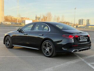 2026 Mercedes-Benz E-Класс 300 VI (W214, S214), чёрный, 8390000 рублей, вид 4