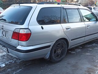 1998 Nissan Primera (QG18DE) II (P11), серебристый, 300000 рублей, вид 4