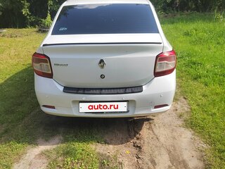 2015 Renault Logan II, белый, 450000 рублей, вид 3