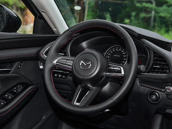 2025 Mazda 3 Axela IV (BP), серый, 2265000 рублей - вид 10
