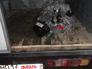 2018 Renault Logan II Рестайлинг, белый, 400000 рублей, вид 4