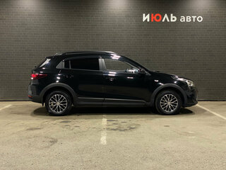 2021 Kia Rio X IV Рестайлинг, чёрный, 1285000 рублей, вид 4