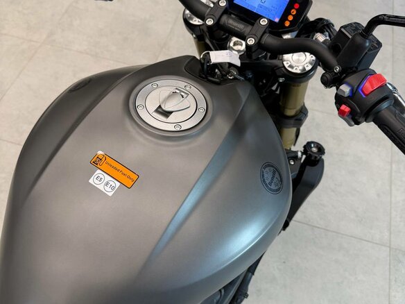 2026 Benelli 752 S, серый, 800000 рублей - вид 13