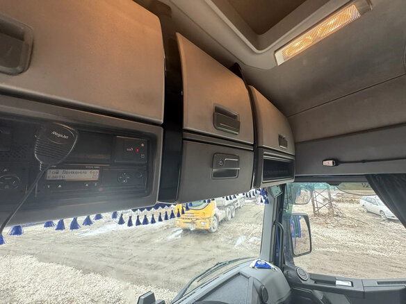 2021 Renault T-Series, синий - вид 12