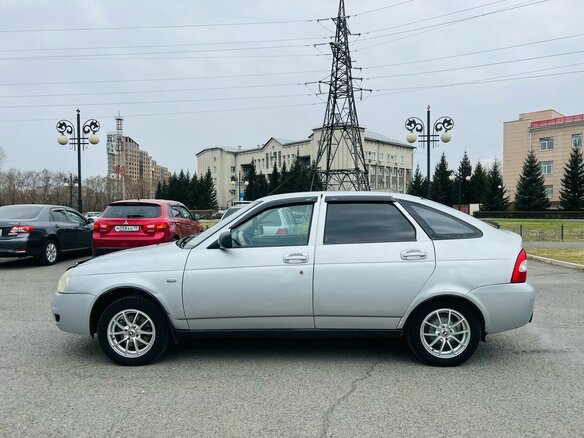 2010 Lada (ВАЗ) Priora I, серый, 299999 рублей - вид 9