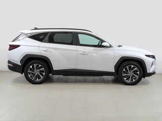 2023 Hyundai Tucson IV, белый, 3050000 рублей, вид 4