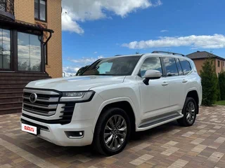 2021 Toyota Land Cruiser 300 Series, белый, 8600000 рублей, вид 2