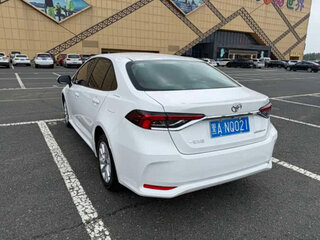 2023 Toyota Corolla XII (E210), белый, 1995000 рублей, вид 4