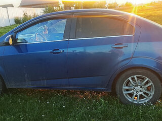 2013 Chevrolet Aveo II, синий, 700000 рублей, вид 4
