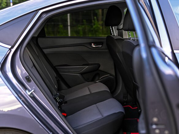 2021 Hyundai Solaris II Рестайлинг, серый, 1396000 рублей - вид 10