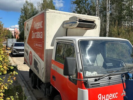 1993 Fuso (Mitsubishi) Canter, красный, 500000 рублей, вид 3