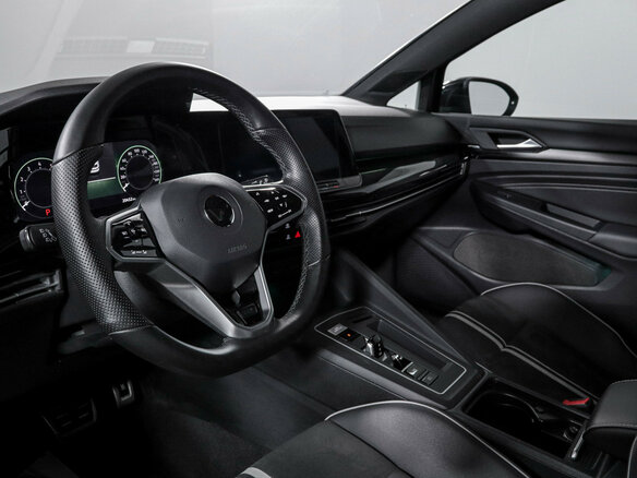 2021 Volkswagen Golf VIII, чёрный - вид 13