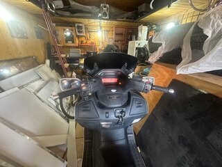 2012 Suzuki Burgman (SkyWave) 650, белый, 425000 рублей, вид 2