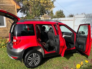 2013 Skoda Yeti I, красный, 700000 рублей, вид 5
