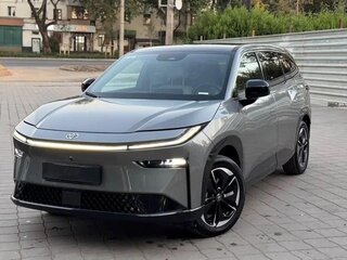 2026 Toyota bZ3X 58.3 kWh, серый, 2900000 рублей, вид 1