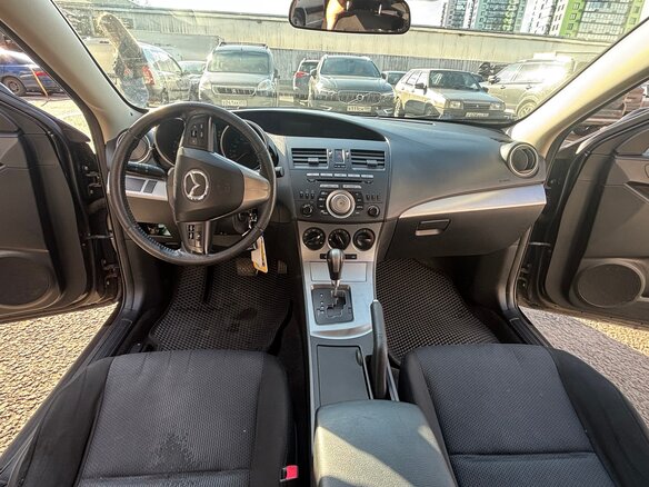 2010 Mazda 3 II (BL), чёрный, 750000 рублей - вид 12