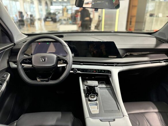 2024 Changan CS75 Plus III, серый - вид 2