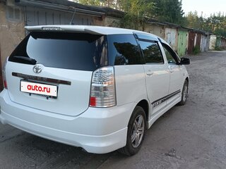 2004 Toyota Wish I, белый, 800000 рублей, вид 5